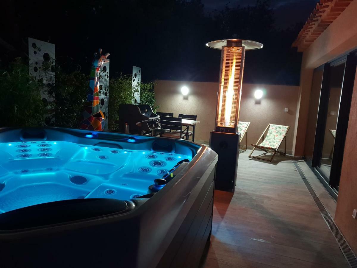 Casacosy Villa Les Michels ภายนอก รูปภาพ